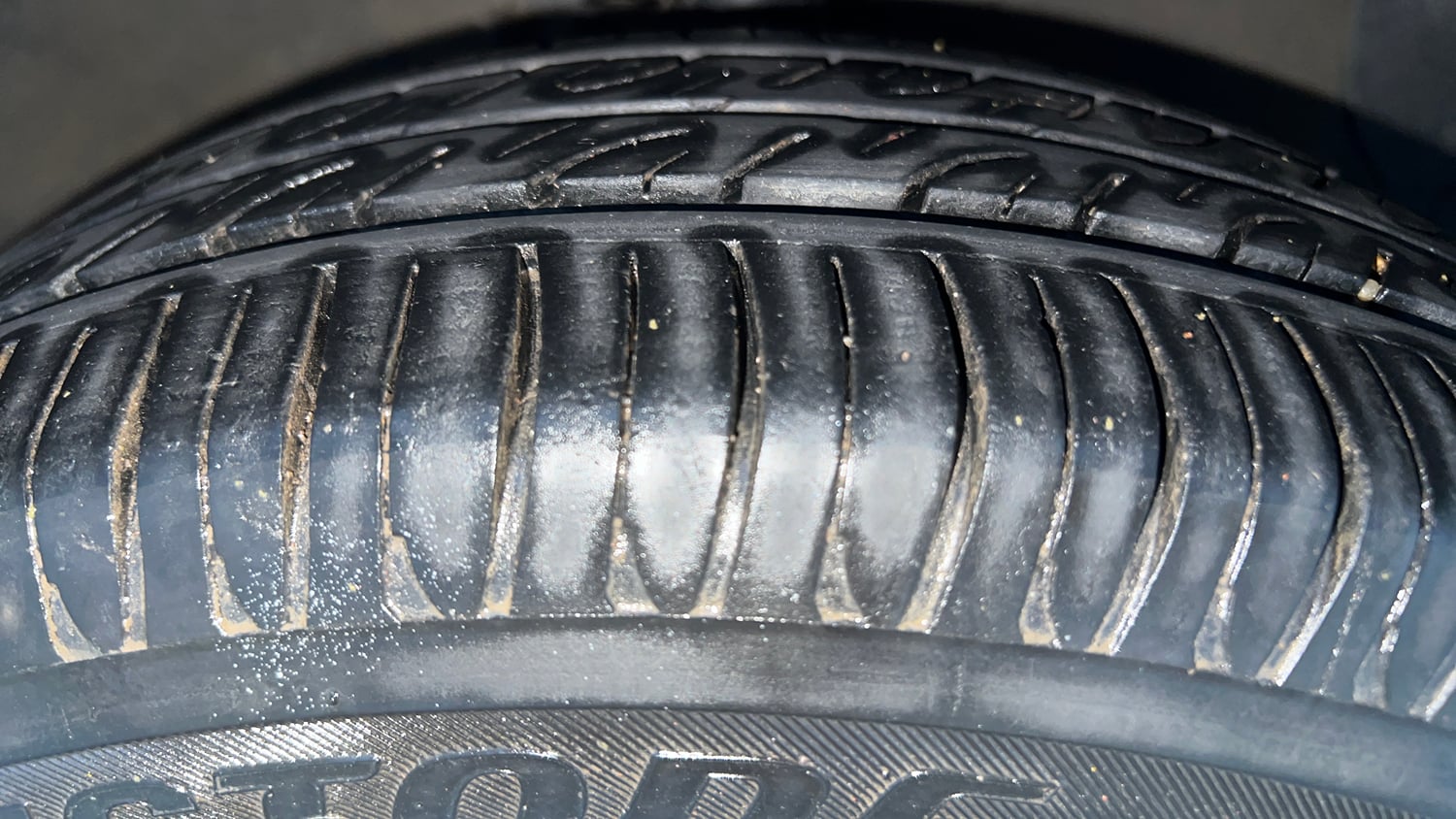 Used 2015 Hyundai Xcent S 1.2 (O) Petrol Manual tyres RIGHT FRONT TYRE TREAD VIEW
