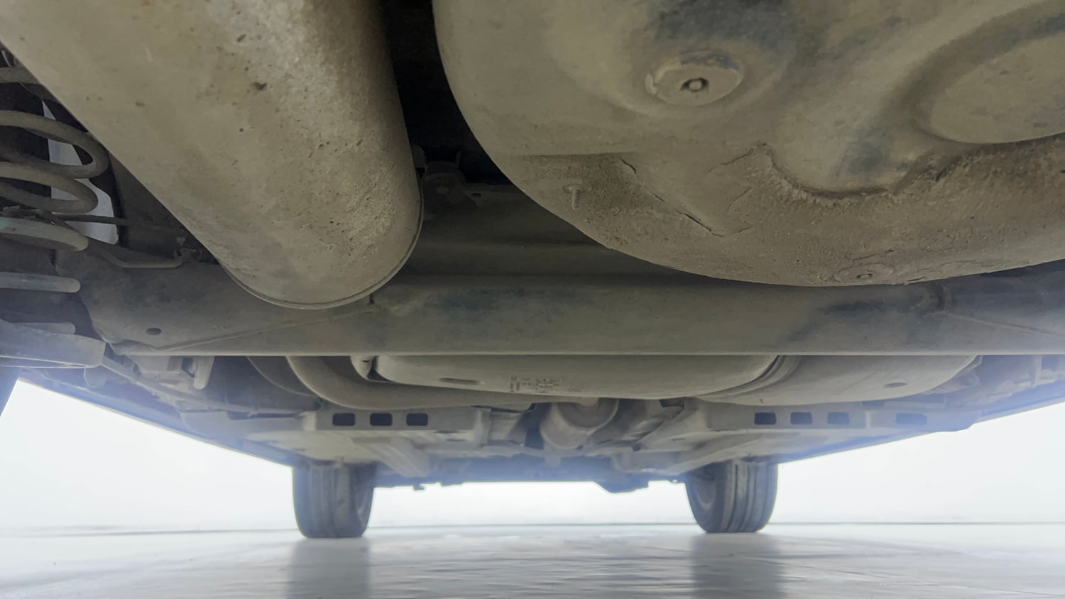 Used 2019 Volkswagen Polo Highline Plus 1.0 (P) 16 Alloy Petrol Manual extra REAR UNDERBODY VIEW (TAKEN FROM REAR)