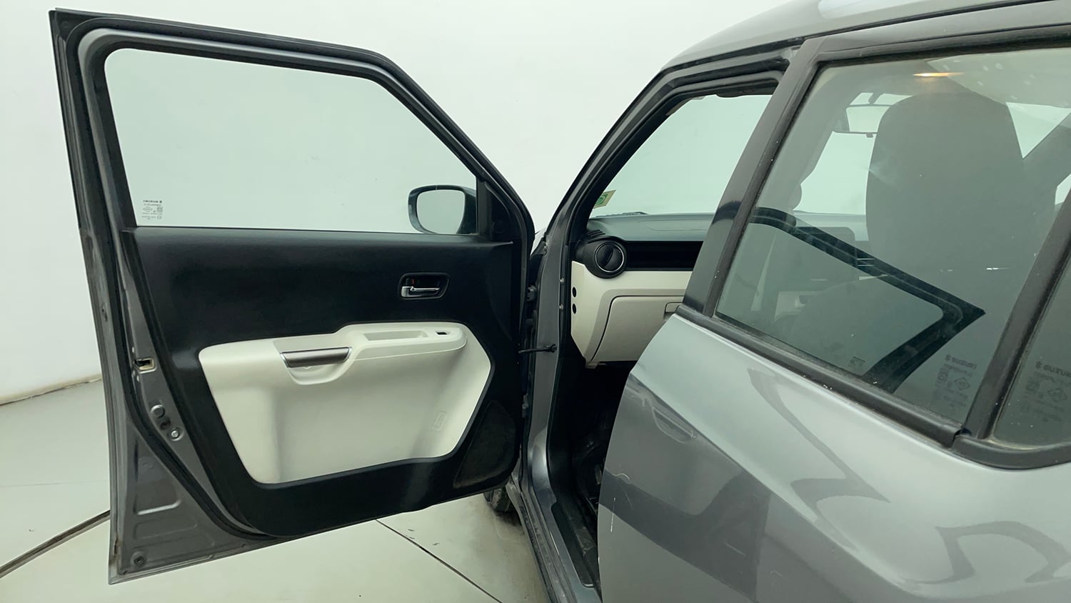Used 2017 Maruti Suzuki Ignis Zeta 1.3 AMT Diesel Diesel Automatic interior LEFT FRONT DOOR OPEN VIEW