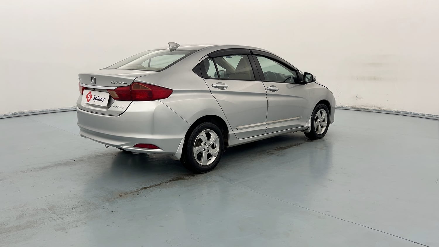 Used 2014 Honda City VX Petrol Manual exterior RIGHT REAR CORNER VIEW