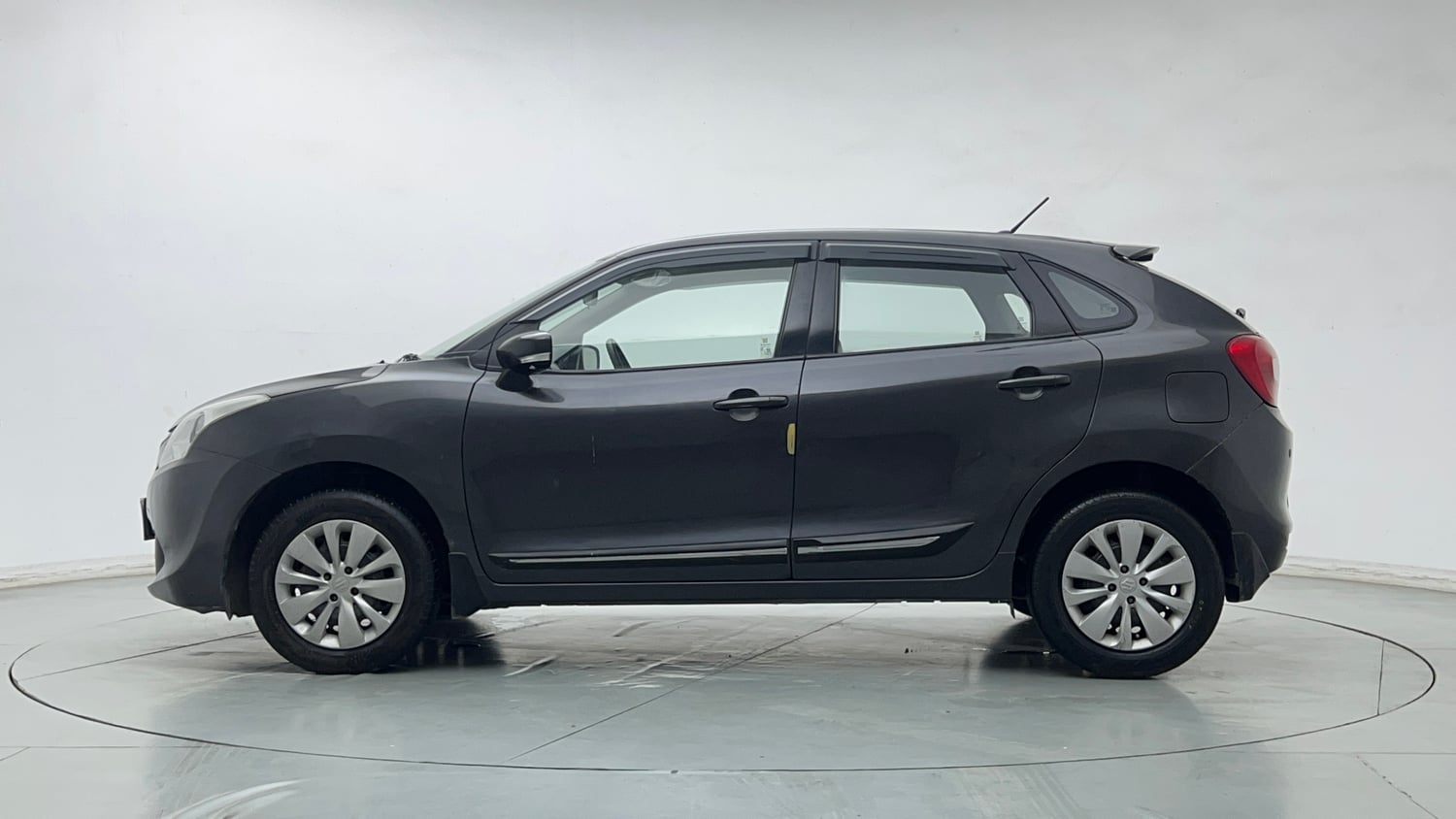 Used 2016 Maruti Suzuki Baleno Delta 1.2 Petrol Manual exterior LEFT SIDE VIEW
