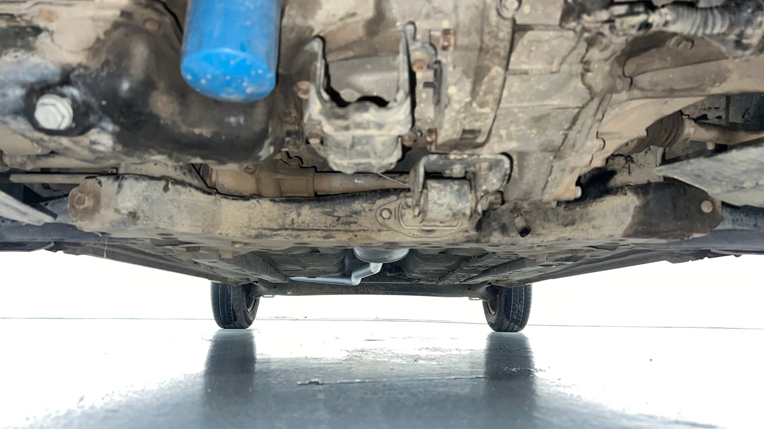 Used 2016 Hyundai Grand i10 Sportz 1.2 Kappa VTVT Petrol Manual extra FRONT LEFT UNDERBODY VIEW