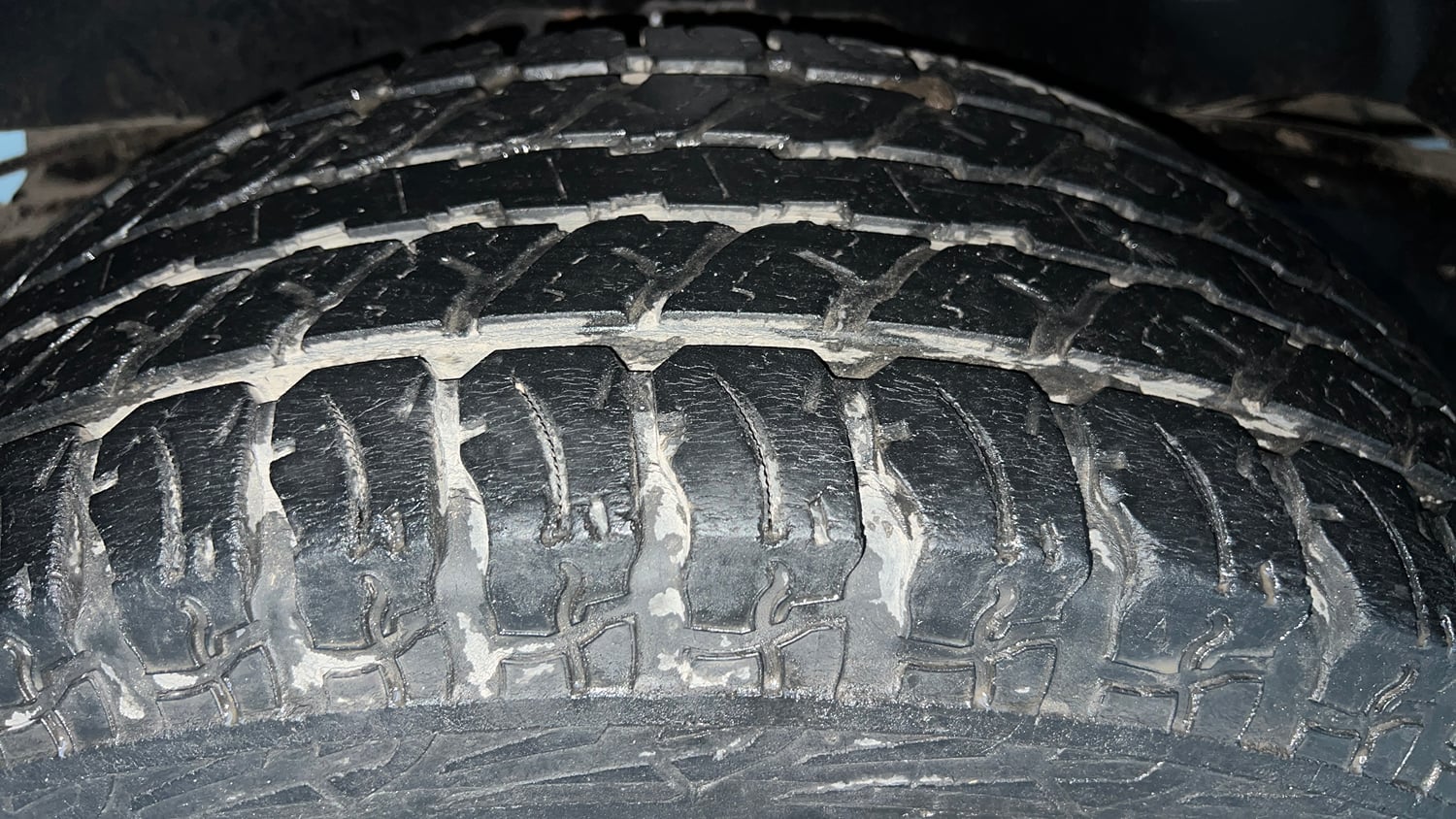 Used 2021 mahindra Thar LX Hard Top Petrol MT 4WD Petrol Manual tyres RIGHT REAR TYRE TREAD VIEW