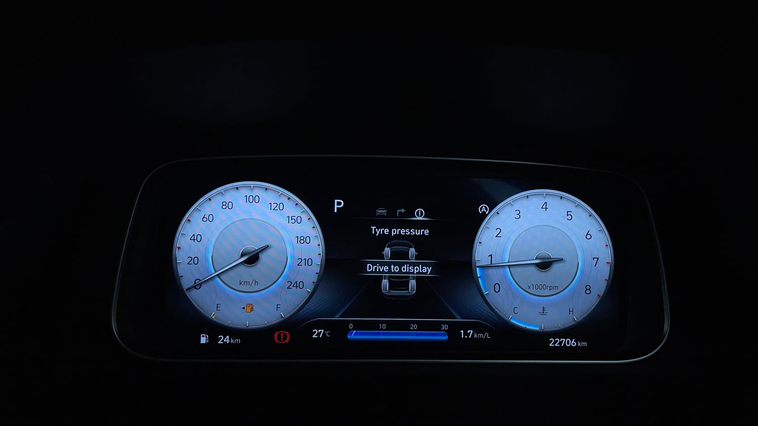 Used 2023 Hyundai Alcazar Signature (O) 6 STR 1.5 Petrol DCT Petrol Automatic interior CLUSTERMETER VIEW