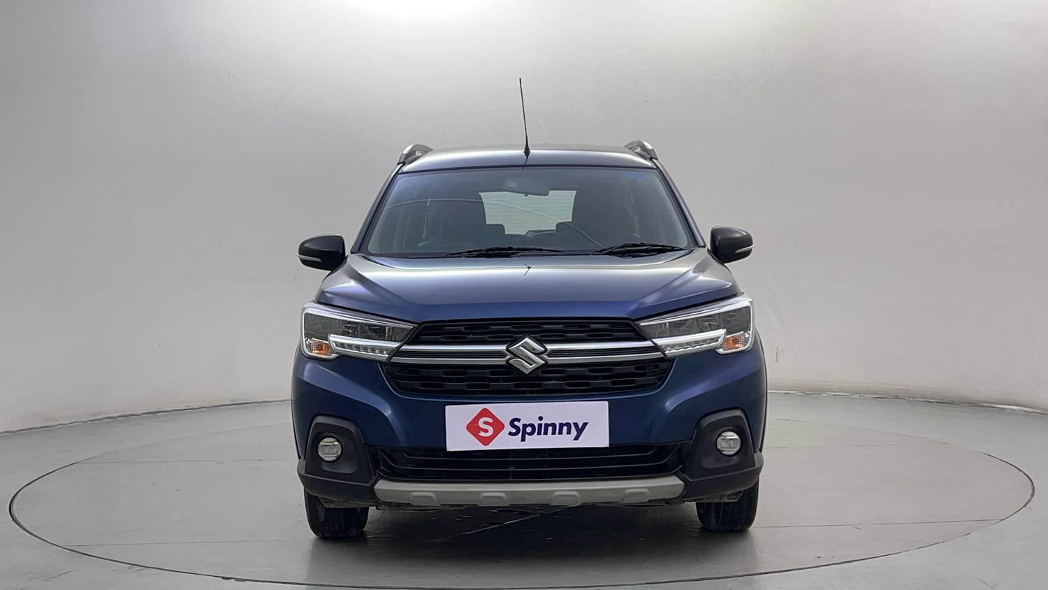 Used 2020 Maruti Suzuki XL6 Alpha AT Petrol Petrol Automatic exterior FRONT VIEW