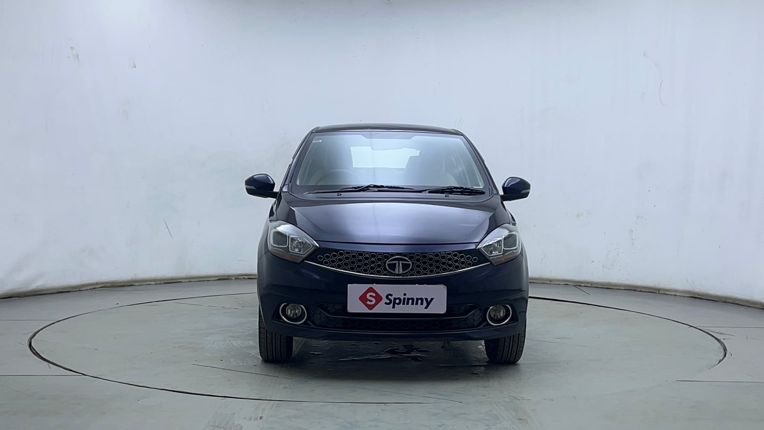 Used 2019 Tata Tigor Revotron XZA Petrol Automatic exterior FRONT VIEW