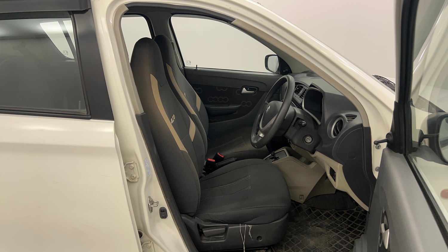 Used 2016 Maruti Suzuki Alto K10 VXi AMT Petrol Automatic interior RIGHT SIDE FRONT DOOR CABIN VIEW