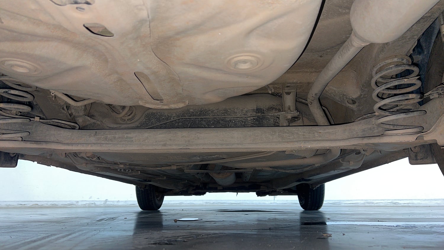 Used 2019 Maruti Suzuki Dzire VXi Petrol Manual extra REAR UNDERBODY VIEW (TAKEN FROM REAR)