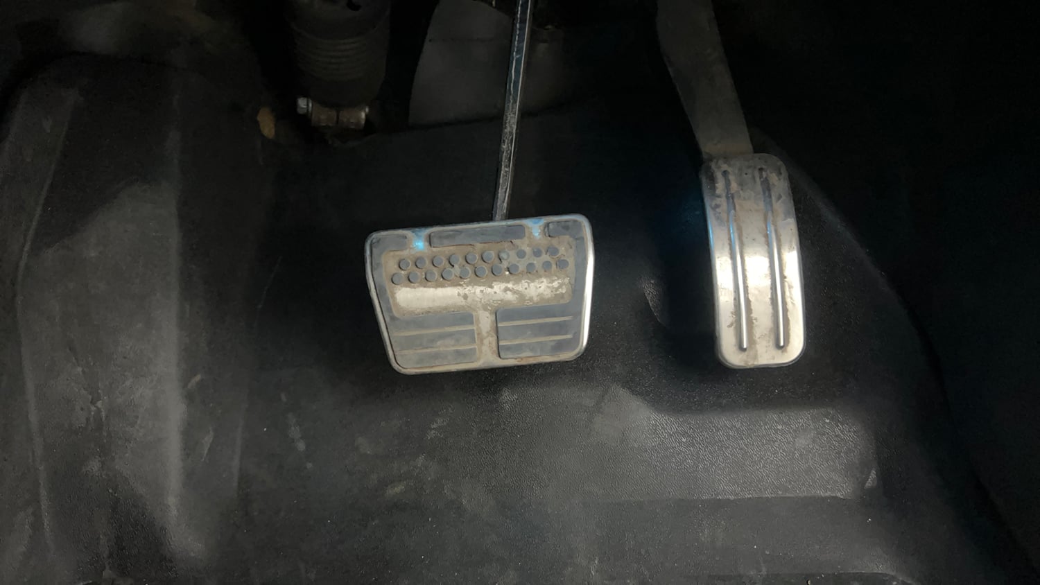 Used 2018 Ford EcoSport Titanium + 1.5L Ti-VCT AT Petrol Automatic interior PEDALS VIEW