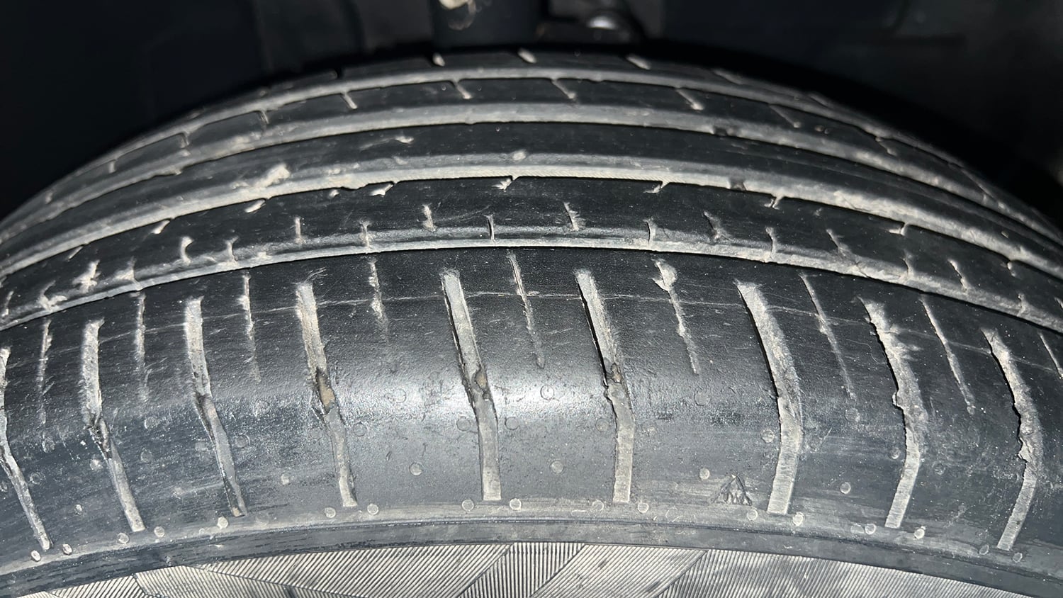 Used 2022 Tata Punch Adventure MT Petrol Manual tyres RIGHT FRONT TYRE TREAD VIEW