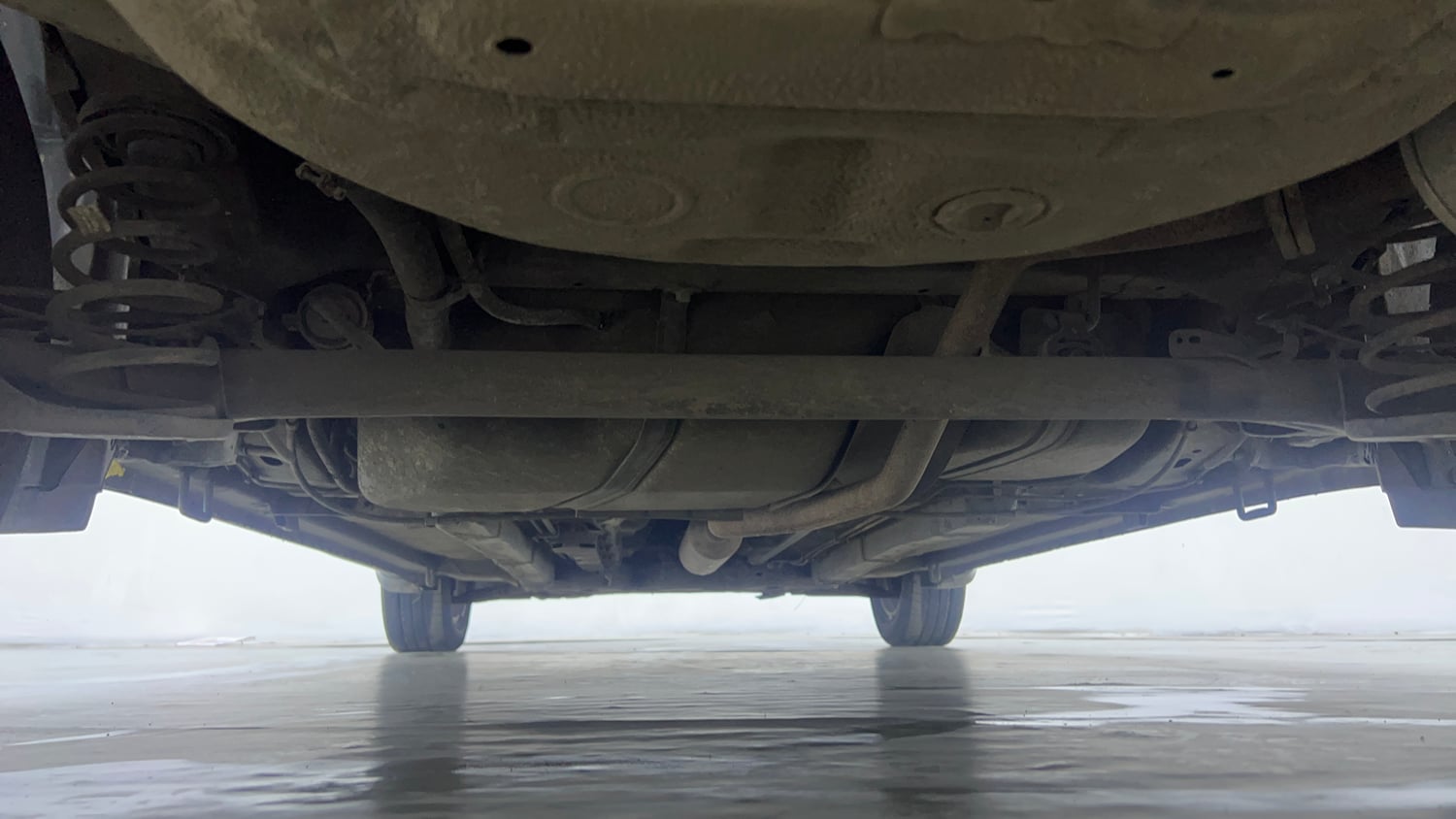 Used 2021 Maruti Suzuki Ciaz Zeta 1.5 AT Petrol Automatic extra REAR UNDERBODY VIEW (TAKEN FROM REAR)