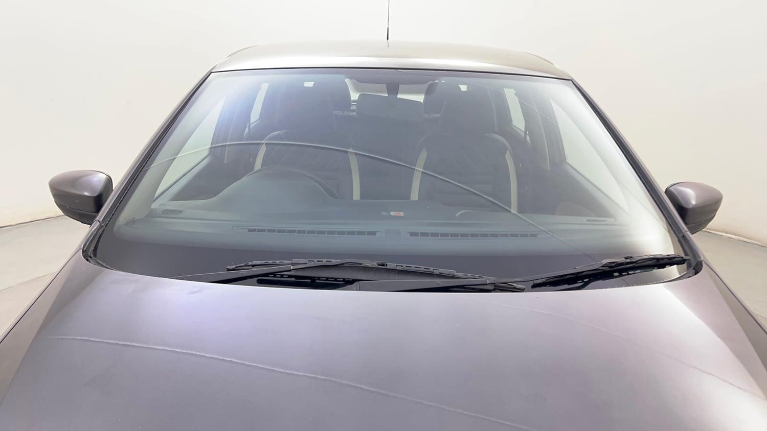 Used 2013 Volkswagen Polo Comfortline 1.2L (P) Petrol Manual exterior FRONT WINDSHIELD VIEW