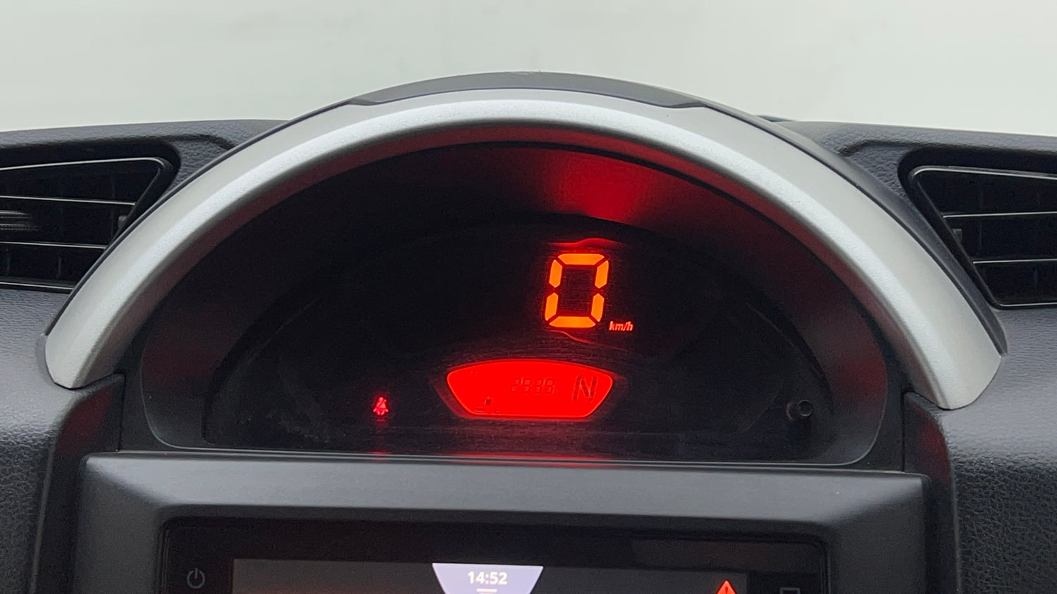 Used 2023 Maruti Suzuki S-Presso VXi Plus (O) AMT Petrol Automatic interior CLUSTERMETER VIEW