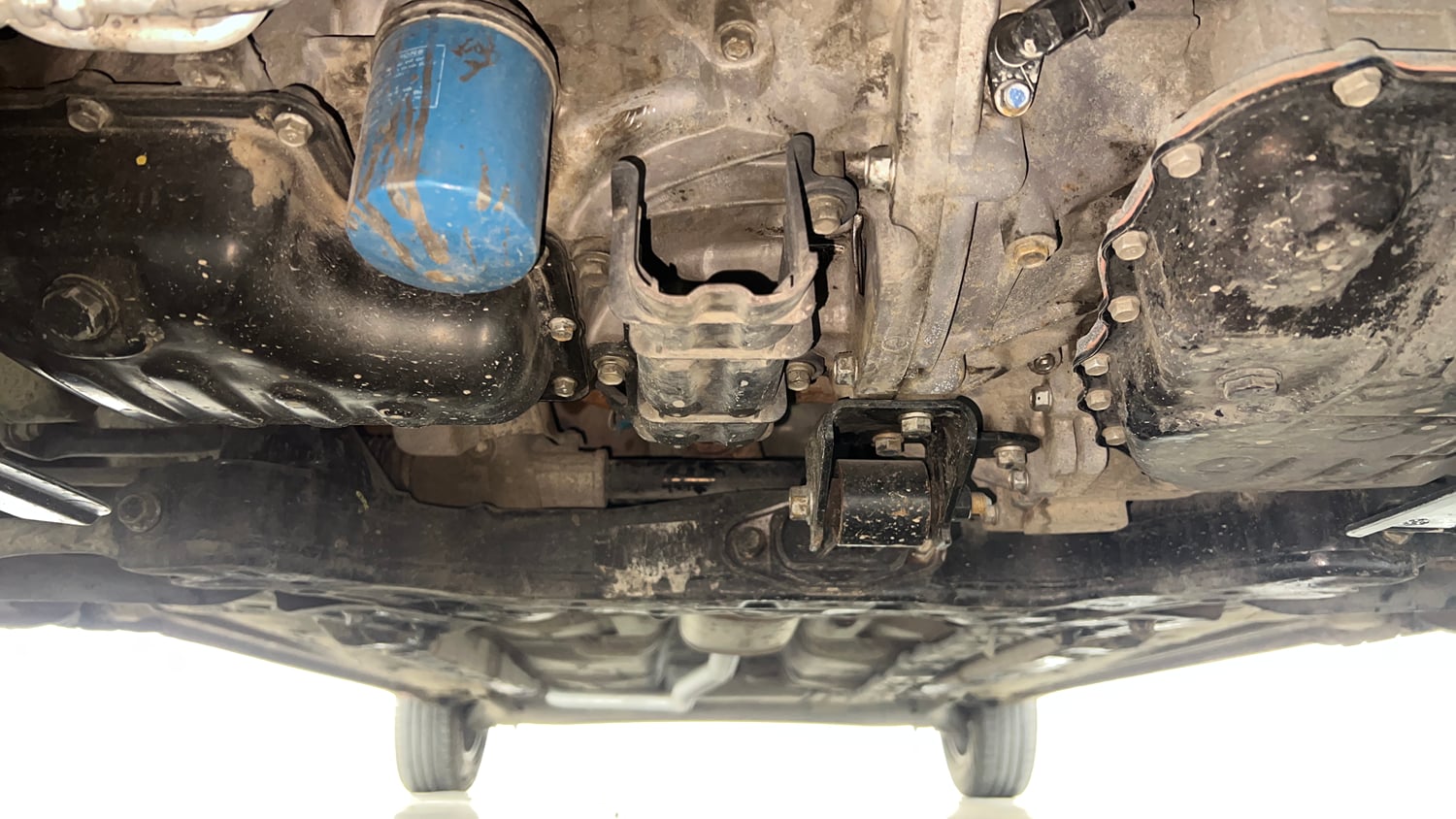Used 2017 Hyundai Grand i10 Sportz (O) AT 1.2 Kappa VTVT Petrol Automatic extra FRONT LEFT UNDERBODY VIEW