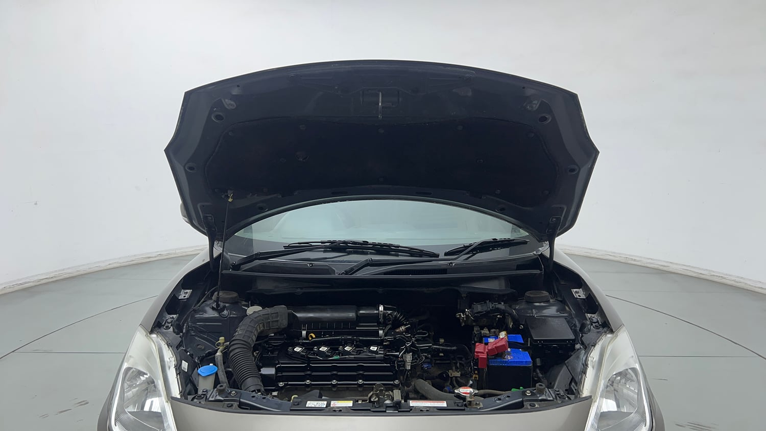 Used 2019 Maruti Suzuki Dzire VXi Petrol Manual engine ENGINE & BONNET OPEN FRONT VIEW