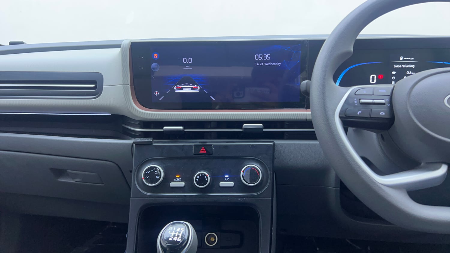 Used 2024 Hyundai Creta 1.5 MPi Petrol MT E Petrol Manual interior MUSIC SYSTEM & AC CONTROL VIEW