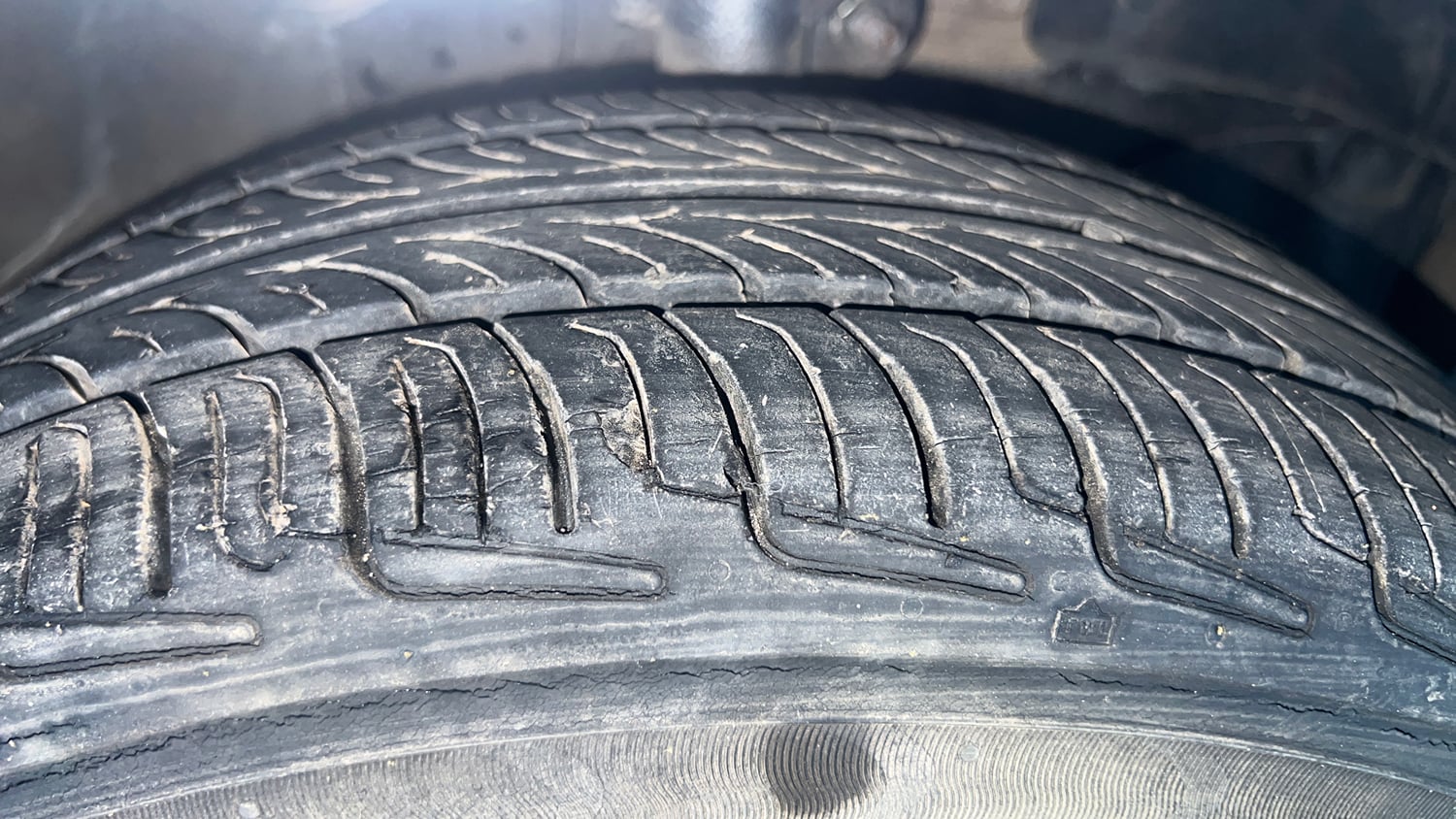 Used 2014 Honda Amaze 1.2 S i-VTEC CNG (Outside Fitted) Cng Manual tyres RIGHT FRONT TYRE TREAD VIEW