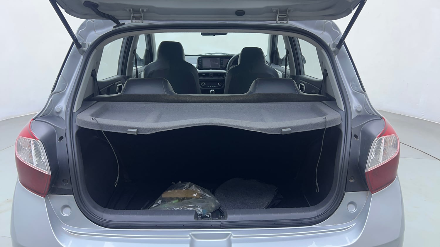 Used 2019 Hyundai Grand i10 Nios Sportz AMT 1.2 Kappa VTVT Petrol Automatic interior DICKY INSIDE VIEW