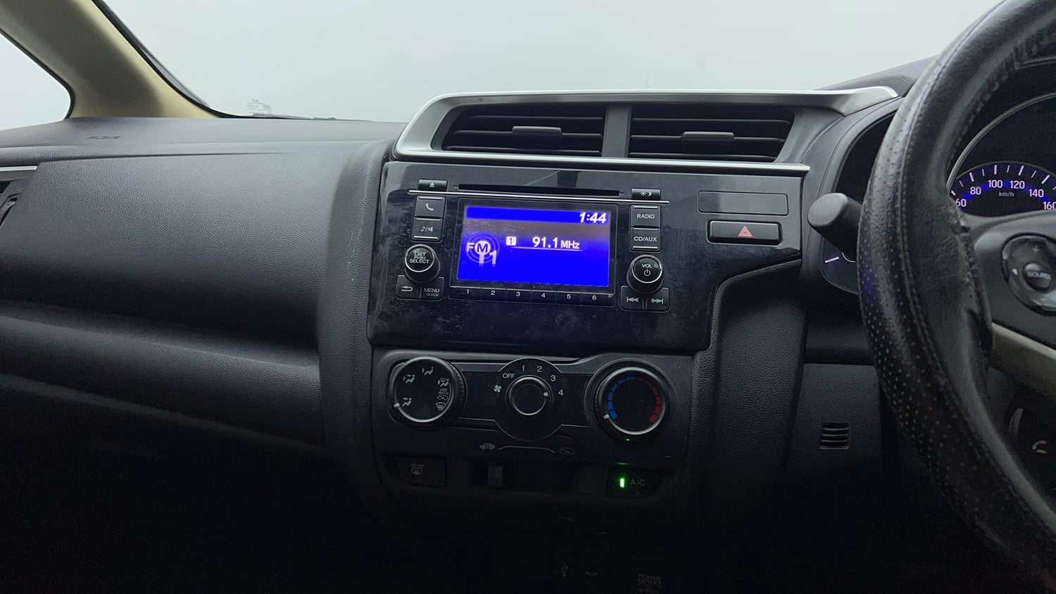 Used 2017 Honda Jazz SV Petrol Petrol Manual interior MUSIC SYSTEM & AC CONTROL VIEW