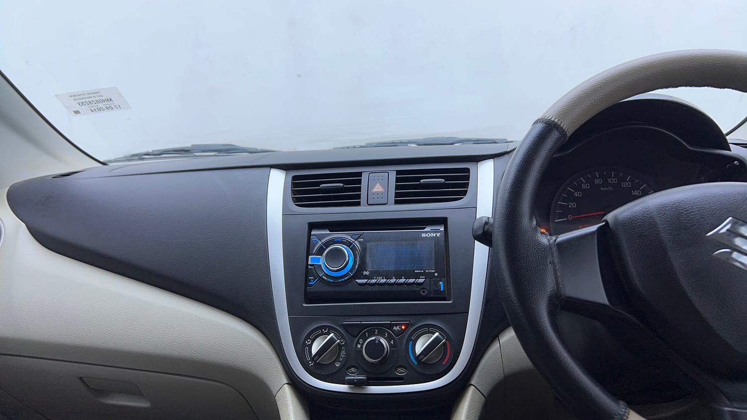 Used 2014 Maruti Suzuki Celerio VXi Petrol Manual interior MUSIC SYSTEM & AC CONTROL VIEW