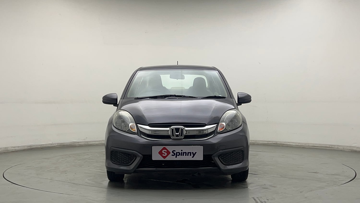 Used 2017 Honda Amaze 1.2 S i-VTEC Petrol Manual exterior FRONT VIEW