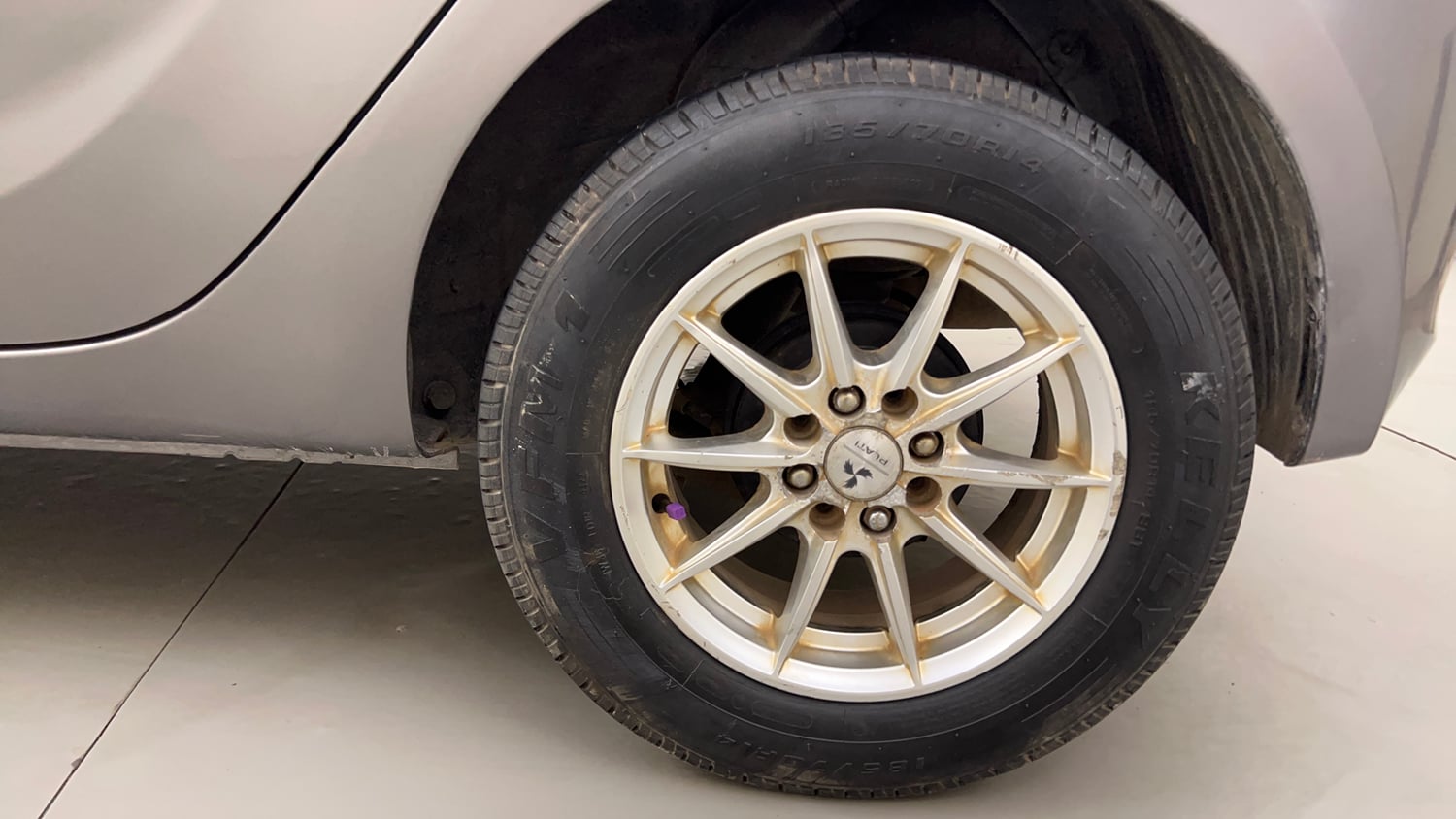 Used 2013 Hyundai i20 Magna (O) 1.2 Petrol Manual tyres LEFT REAR TYRE RIM VIEW
