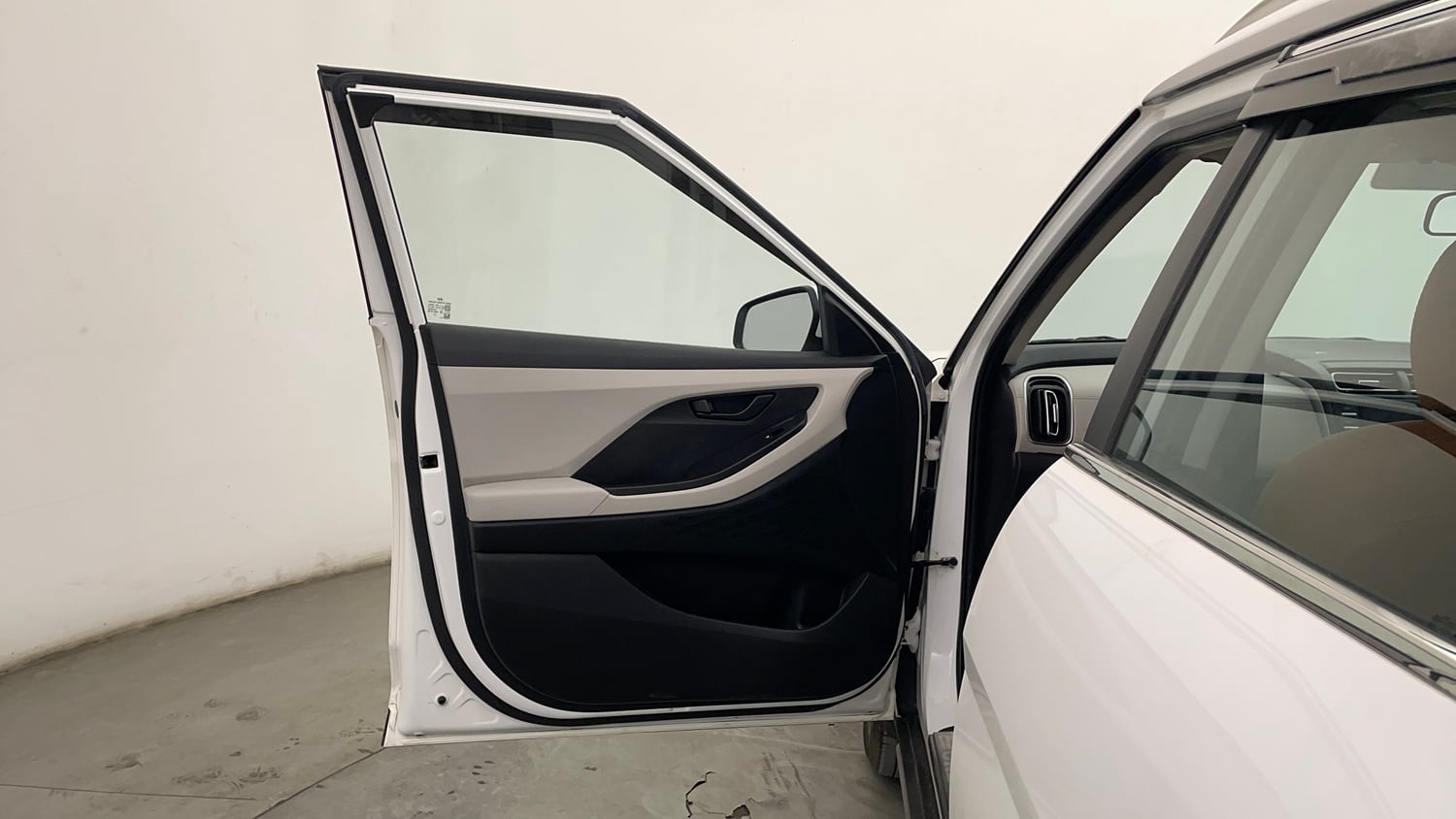 Used 2022 Hyundai Creta EX 1.5 Petrol Petrol Manual interior LEFT FRONT DOOR OPEN VIEW