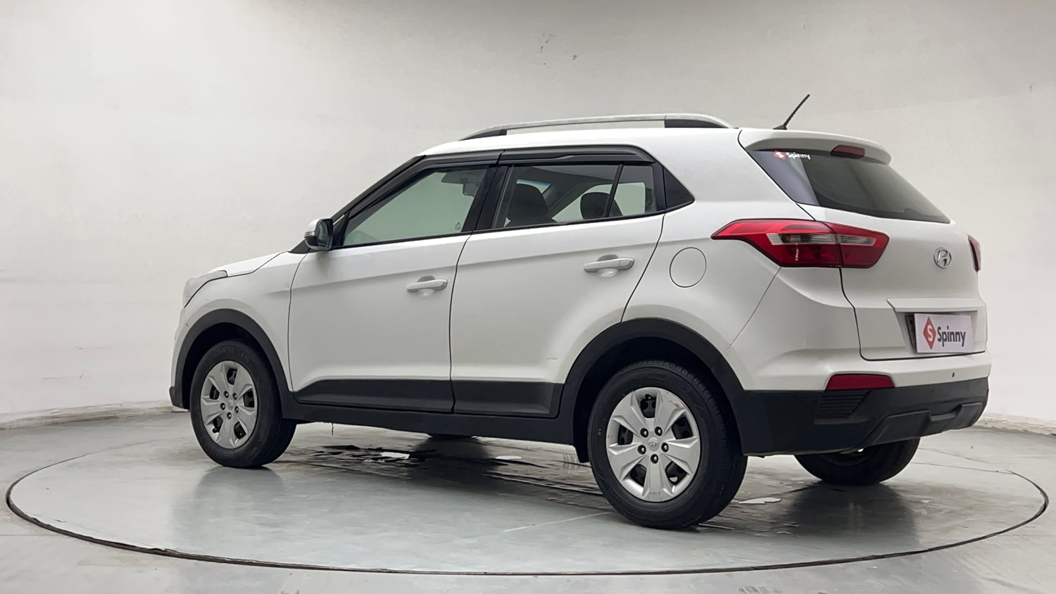Used 2018 Hyundai Creta E Plus 1.6 Petrol Petrol Manual exterior LEFT REAR CORNER VIEW