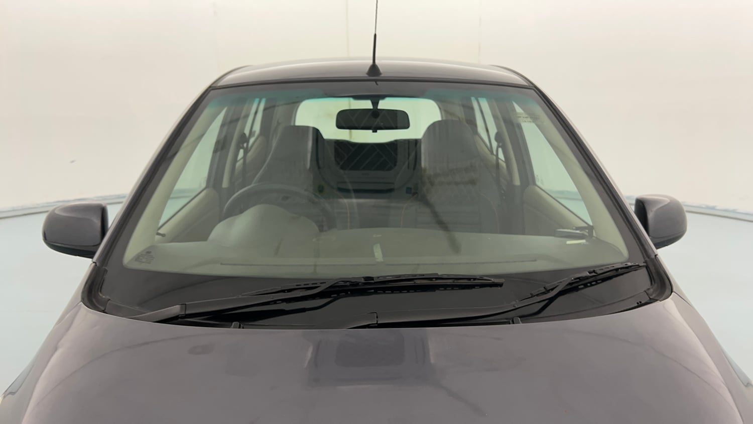 Used 2014 Hyundai i10 Sportz 1.1 iRDE2 Petrol Manual exterior FRONT WINDSHIELD VIEW