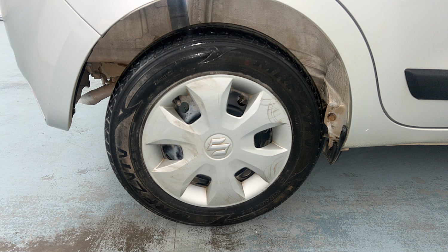 Used 2021 Maruti Suzuki Wagon R 1.0 VXi 1.0 Petrol Manual tyres RIGHT REAR TYRE RIM VIEW
