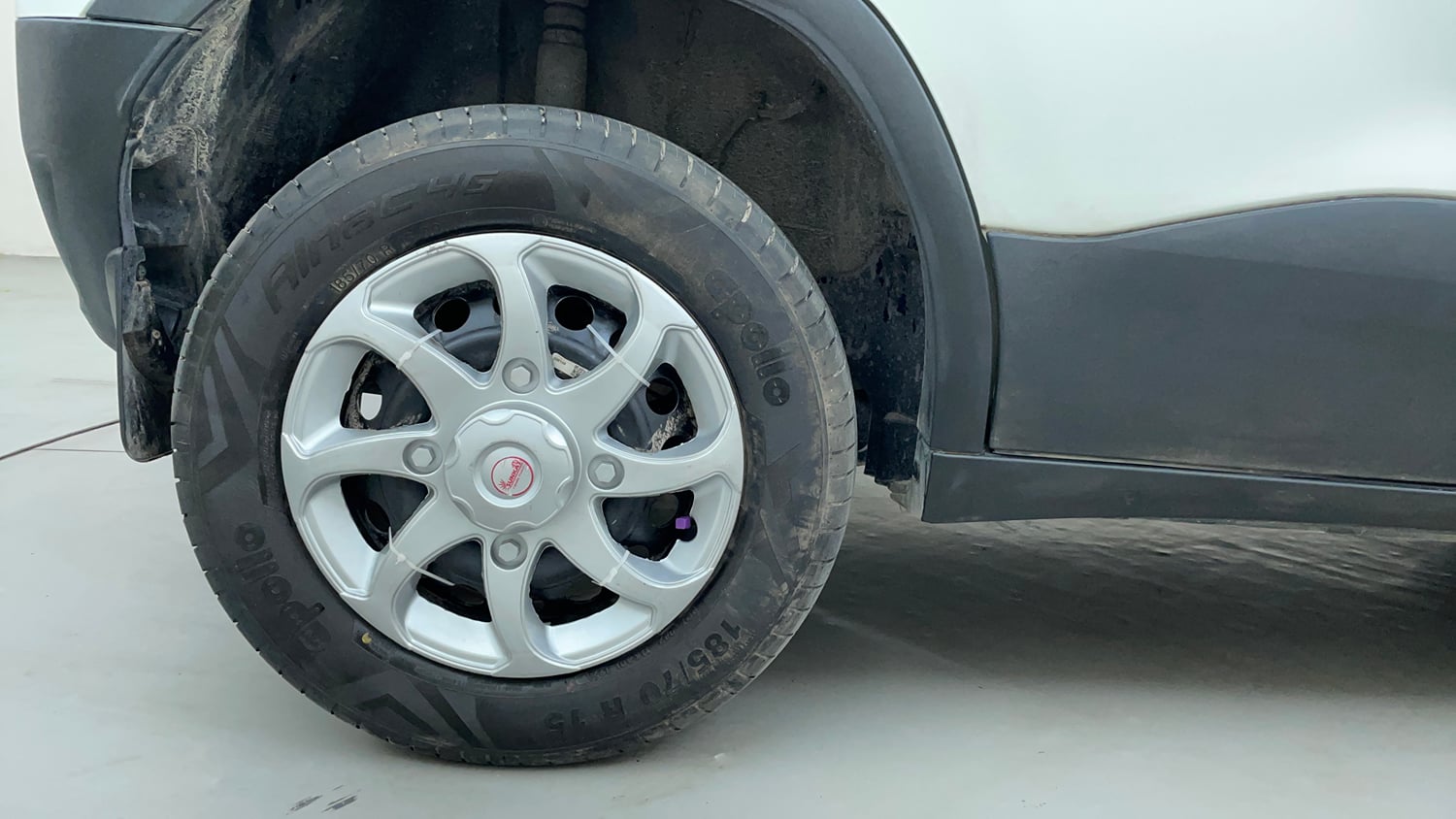Used 2023 Tata Punch Adventure MT Petrol Manual tyres RIGHT REAR TYRE RIM VIEW