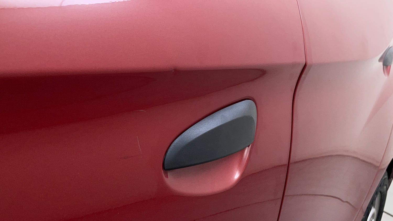 Used 2014 Hyundai Eon Era + Petrol Manual dents MINOR SCRATCH