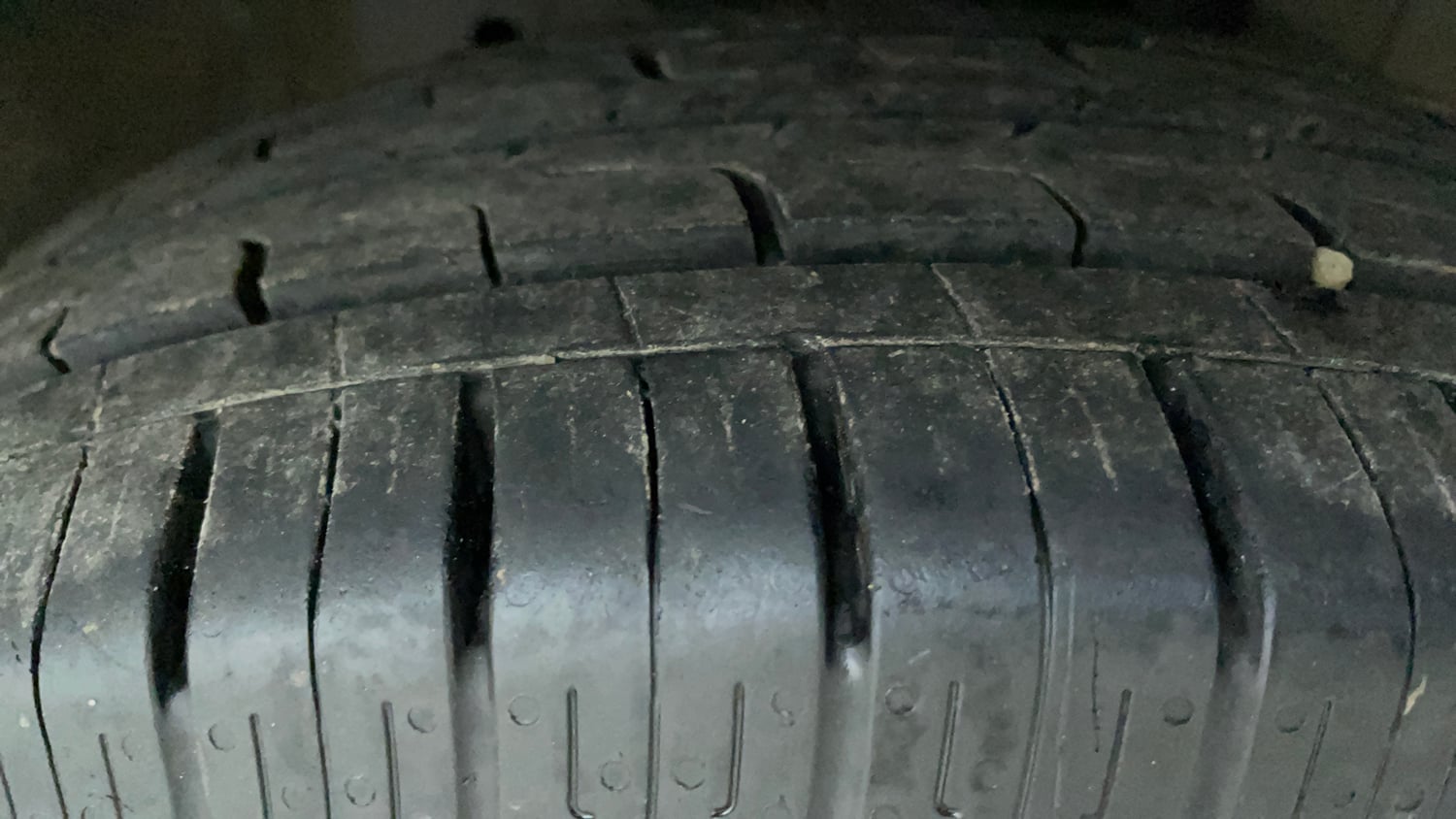 Used 2019 Honda Jazz VX CVT Petrol Petrol Automatic tyres RIGHT FRONT TYRE TREAD VIEW