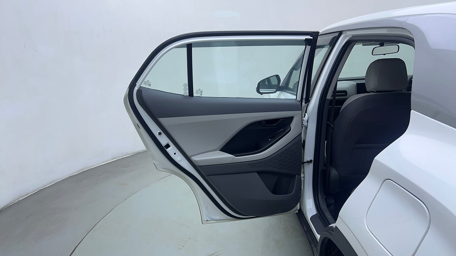 Used 2024 Hyundai Creta 1.5 MPi Petrol MT E Petrol Manual interior LEFT REAR DOOR OPEN VIEW
