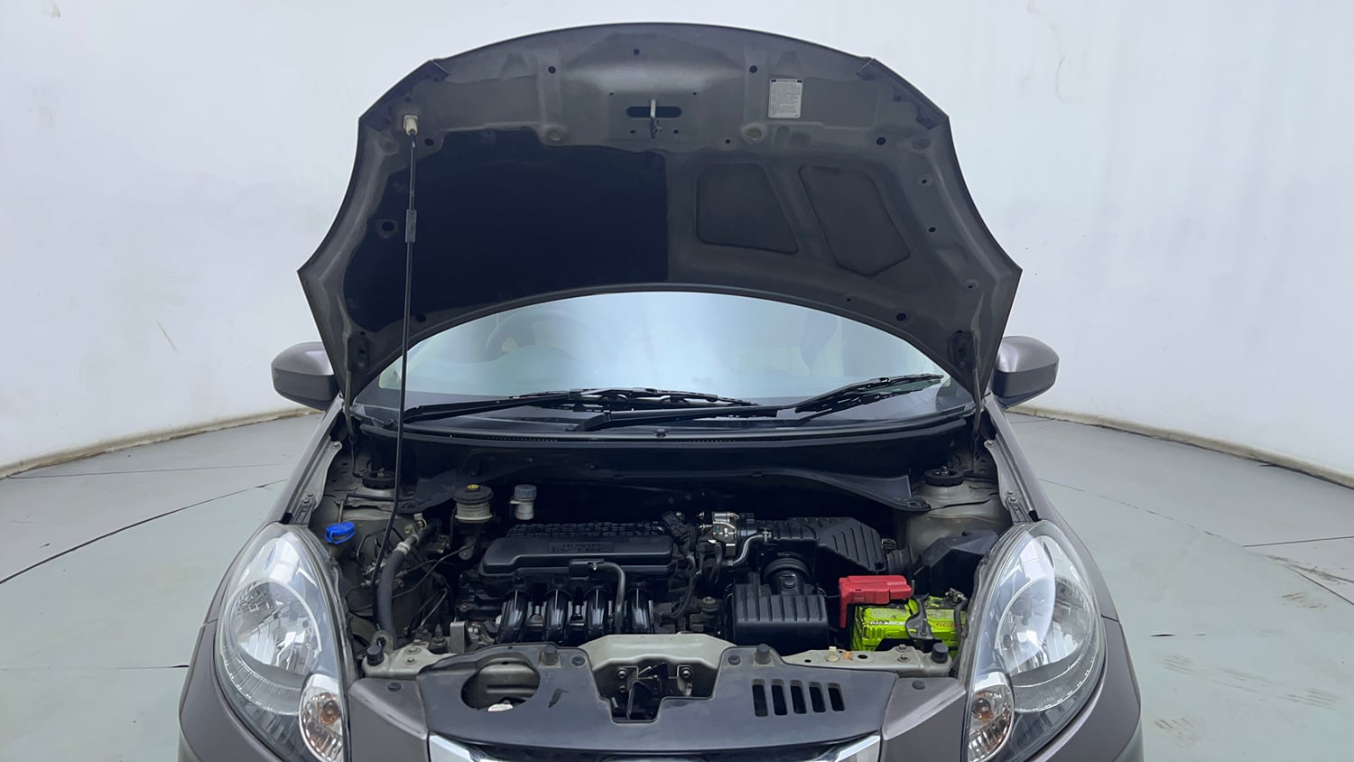 Used 2014 Honda Amaze 1.2 S i-VTEC Petrol Manual engine ENGINE & BONNET OPEN FRONT VIEW