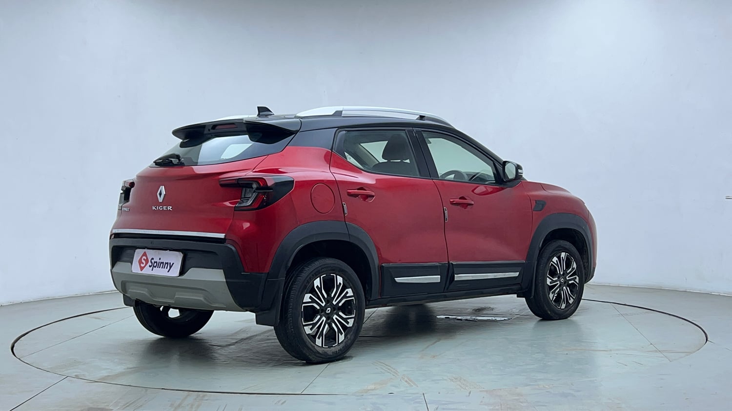 Used 2021 Renault Kiger RXT (O) MT Dual Tone Petrol Manual exterior RIGHT REAR CORNER VIEW