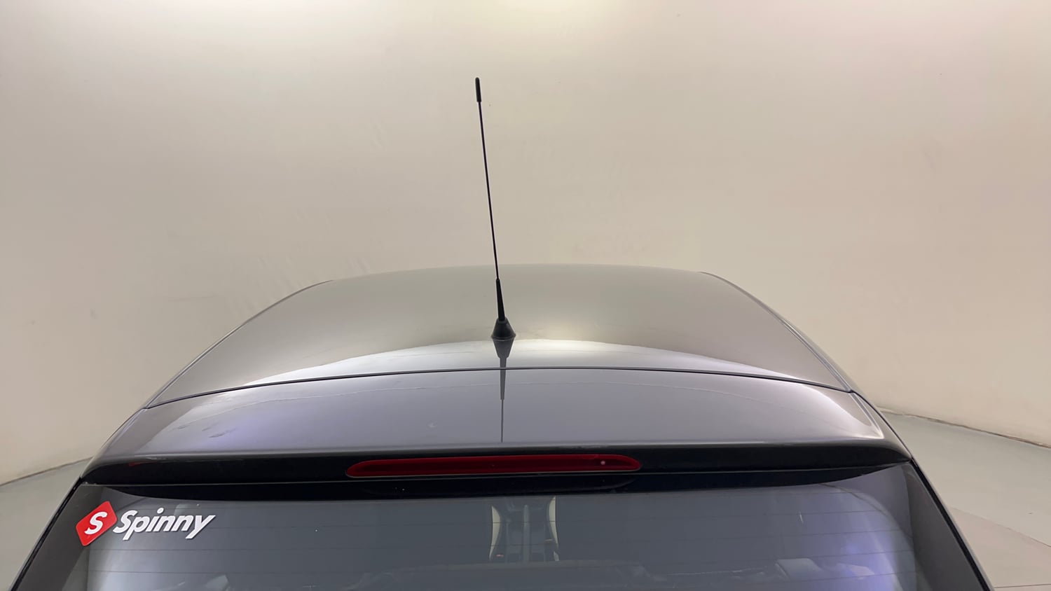 Used 2013 Volkswagen Polo Comfortline 1.2L (P) Petrol Manual exterior EXTERIOR ROOF VIEW