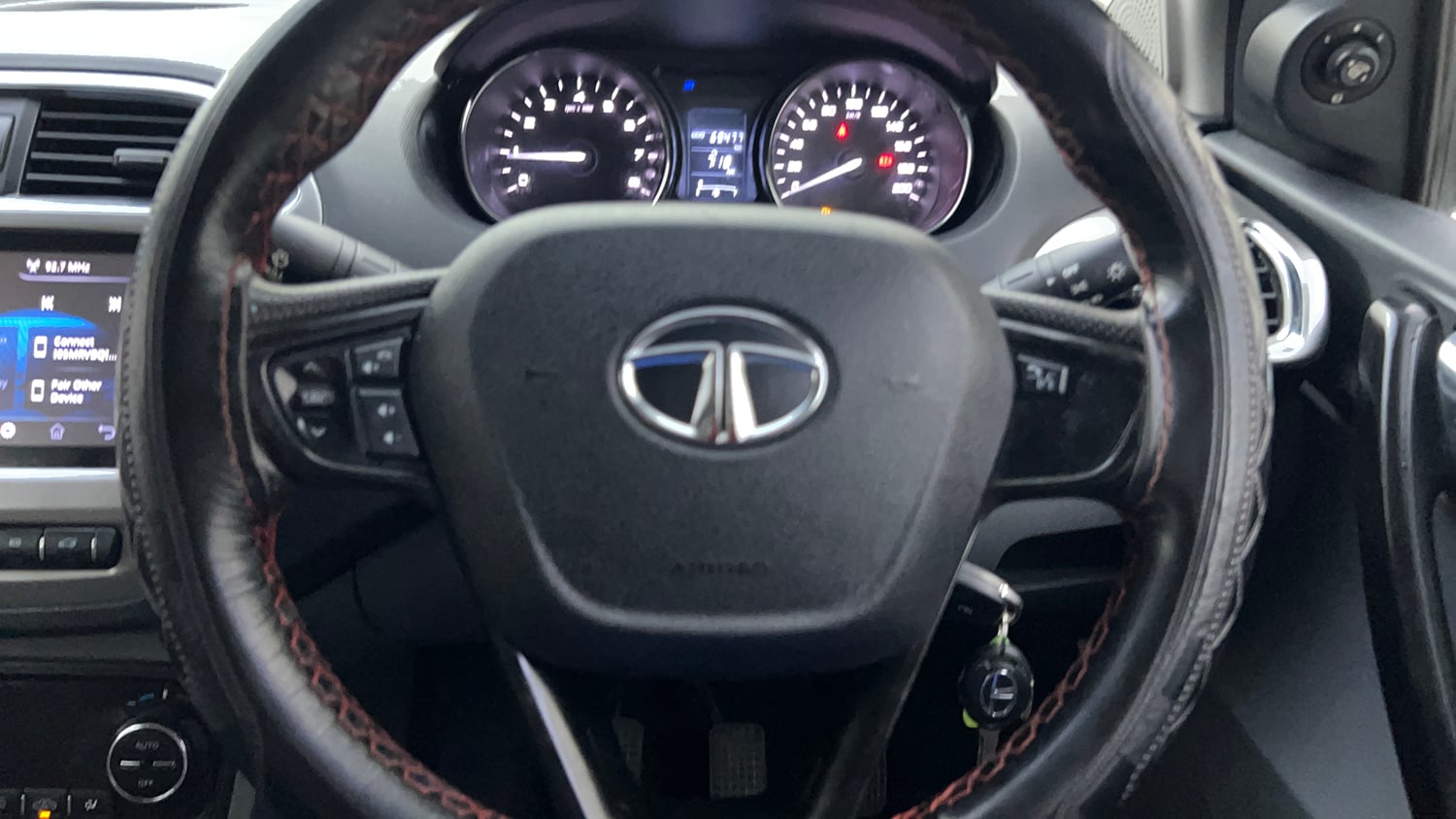 Used 2019 Tata Tigor Revotron XZ+ Petrol Manual top_features Airbags