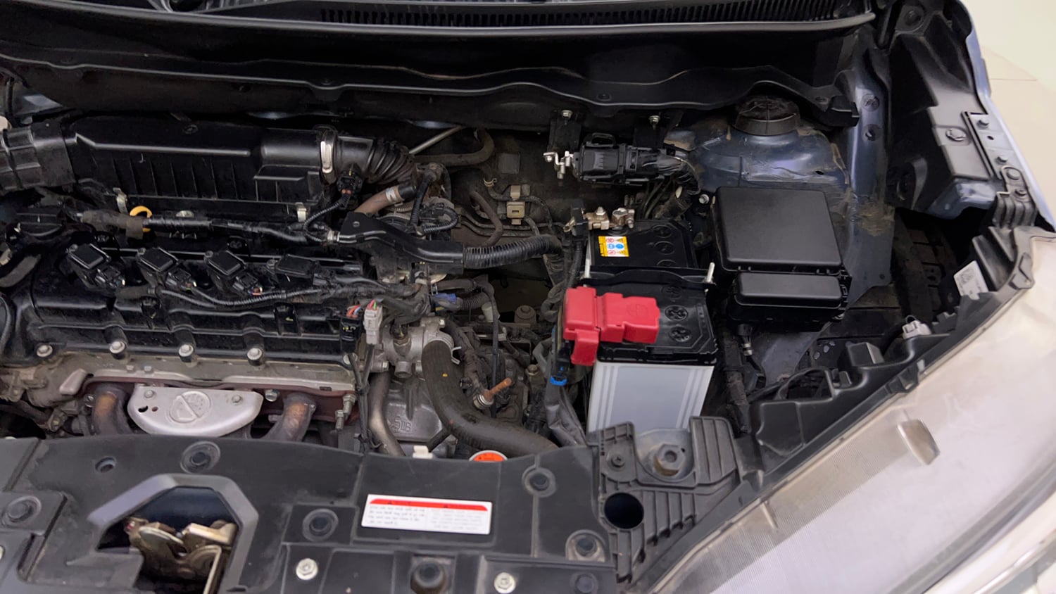 Used 2020 Maruti Suzuki XL6 Alpha AT Petrol Petrol Automatic engine ENGINE LEFT SIDE VIEW