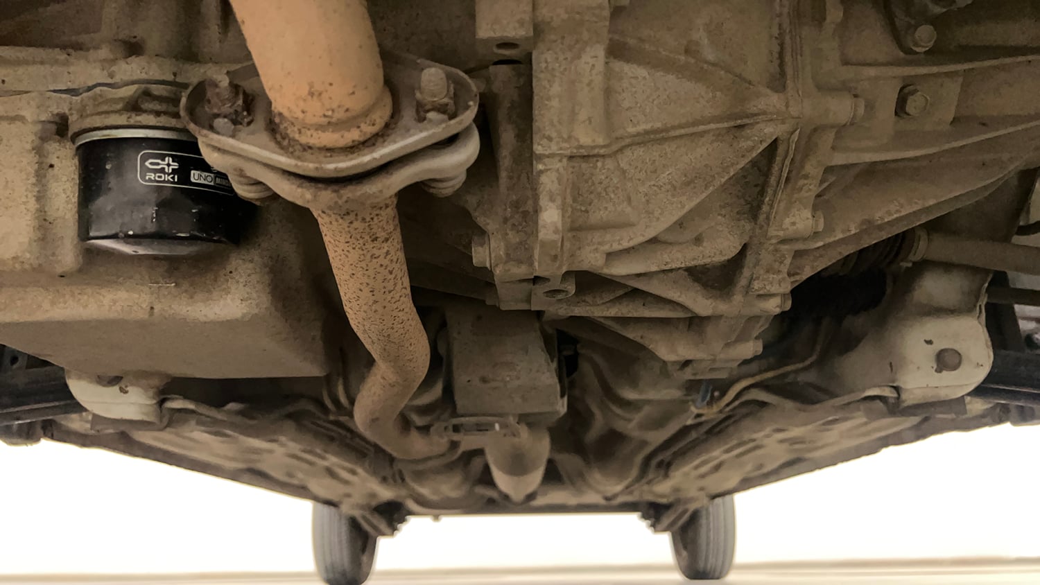 Used 2016 Maruti Suzuki Alto K10 VXi AMT Petrol Automatic extra FRONT LEFT UNDERBODY VIEW