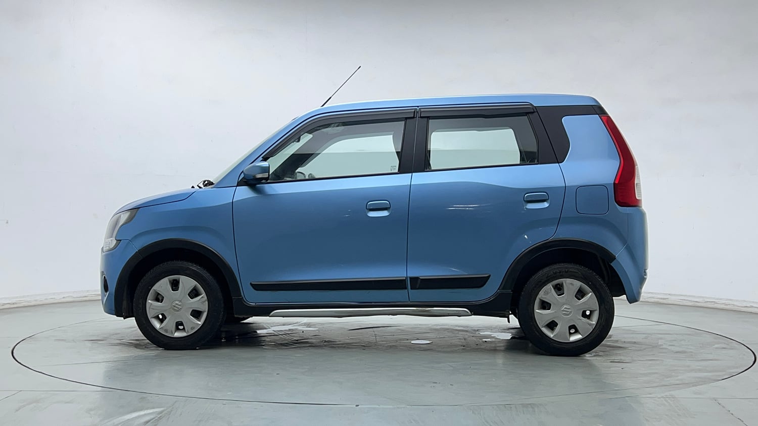 Used 2020 Maruti Suzuki Wagon R ZXi 1.2 Petrol Manual exterior LEFT SIDE VIEW