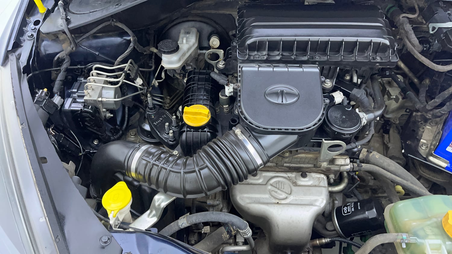 Used 2019 Tata Tigor Revotron XZA Petrol Automatic engine ENGINE RIGHT SIDE VIEW