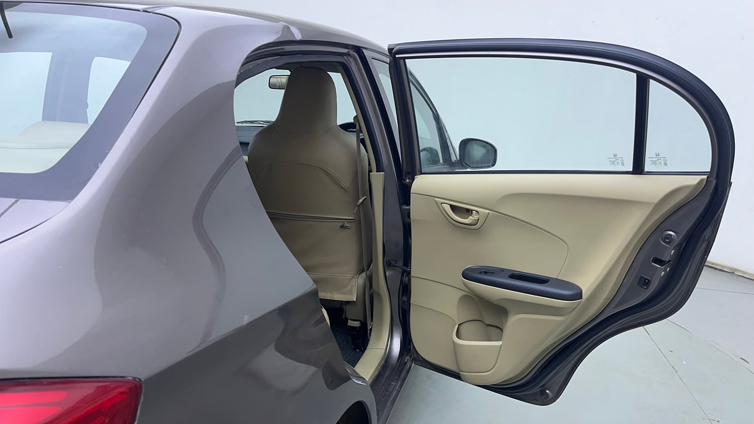 Used 2014 Honda Amaze 1.2 S i-VTEC Petrol Manual interior RIGHT REAR DOOR OPEN VIEW