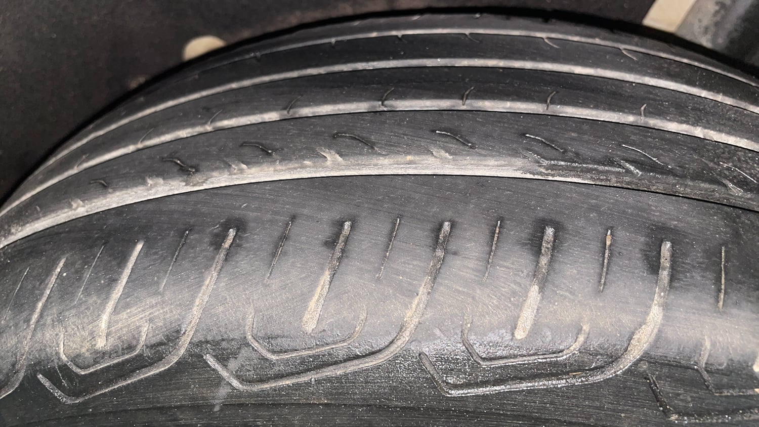 Used 2017 Ford EcoSport Titanium 1.5L TDCi Diesel Manual tyres LEFT REAR TYRE TREAD VIEW