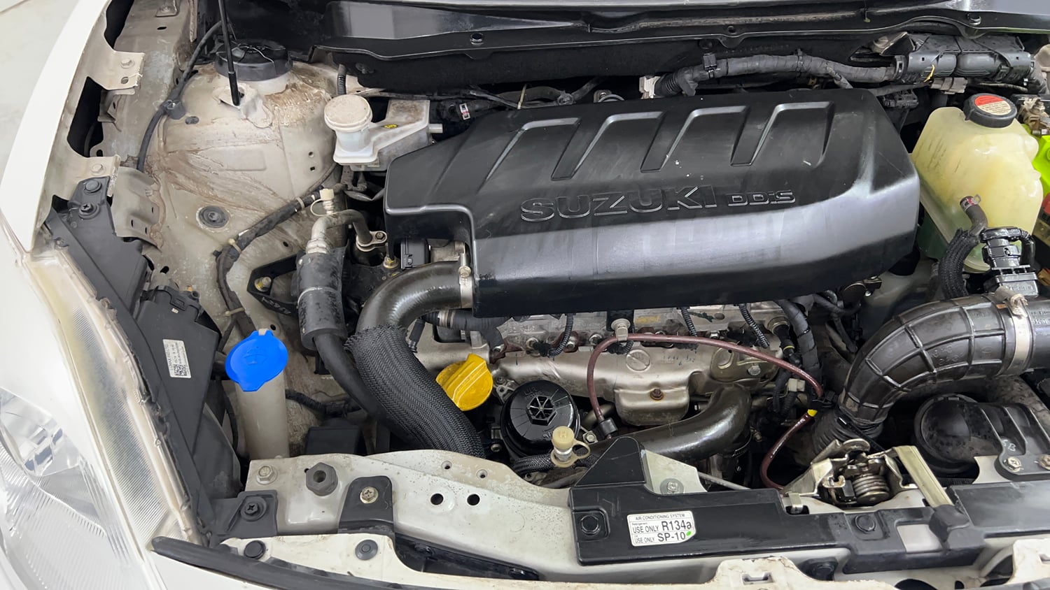 Used 2019 Maruti Suzuki Dzire VDi AMT Diesel Automatic engine ENGINE RIGHT SIDE VIEW
