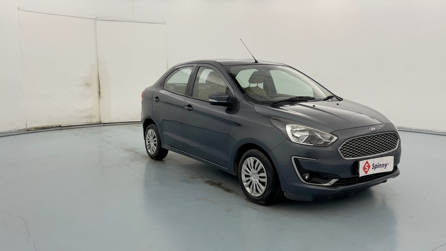 Used 2019 Ford Figo Aspire Trend Plus 1.5 TDCi Diesel Manual exterior RIGHT FRONT CORNER VIEW
