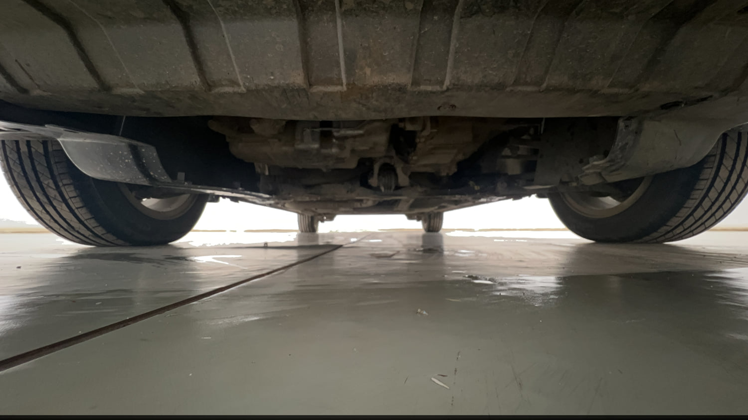 Used 2016 Honda City V Petrol Manual extra FRONT LEFT UNDERBODY VIEW