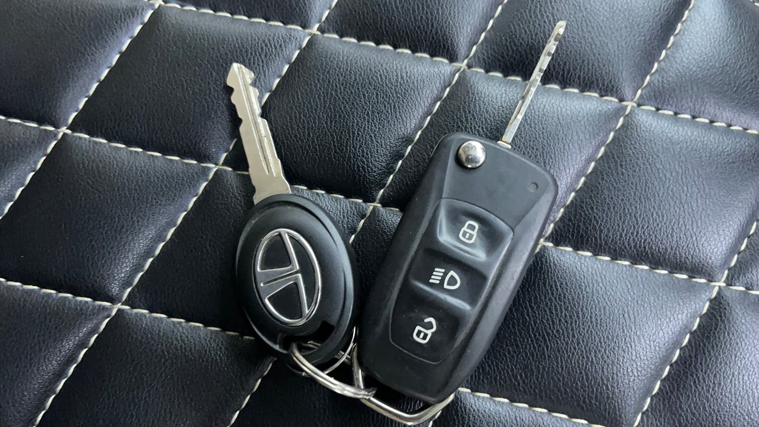 Used 2019 Tata Tigor Revotron XZA Petrol Automatic extra CAR KEY VIEW