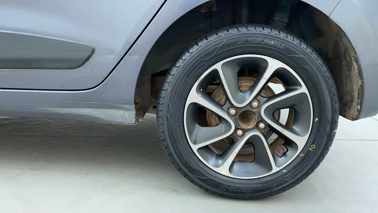 Used 2019 Hyundai Grand i10 Asta 1.2 Kappa VTVT Petrol Manual tyres LEFT REAR TYRE RIM VIEW