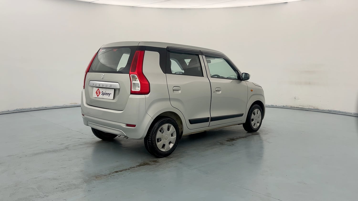 Used 2021 Maruti Suzuki Wagon R 1.0 VXi 1.0 Petrol Manual exterior RIGHT REAR CORNER VIEW